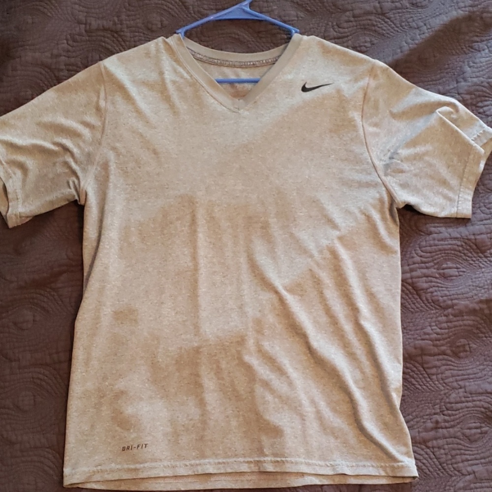 Nike v neck t-shirt
